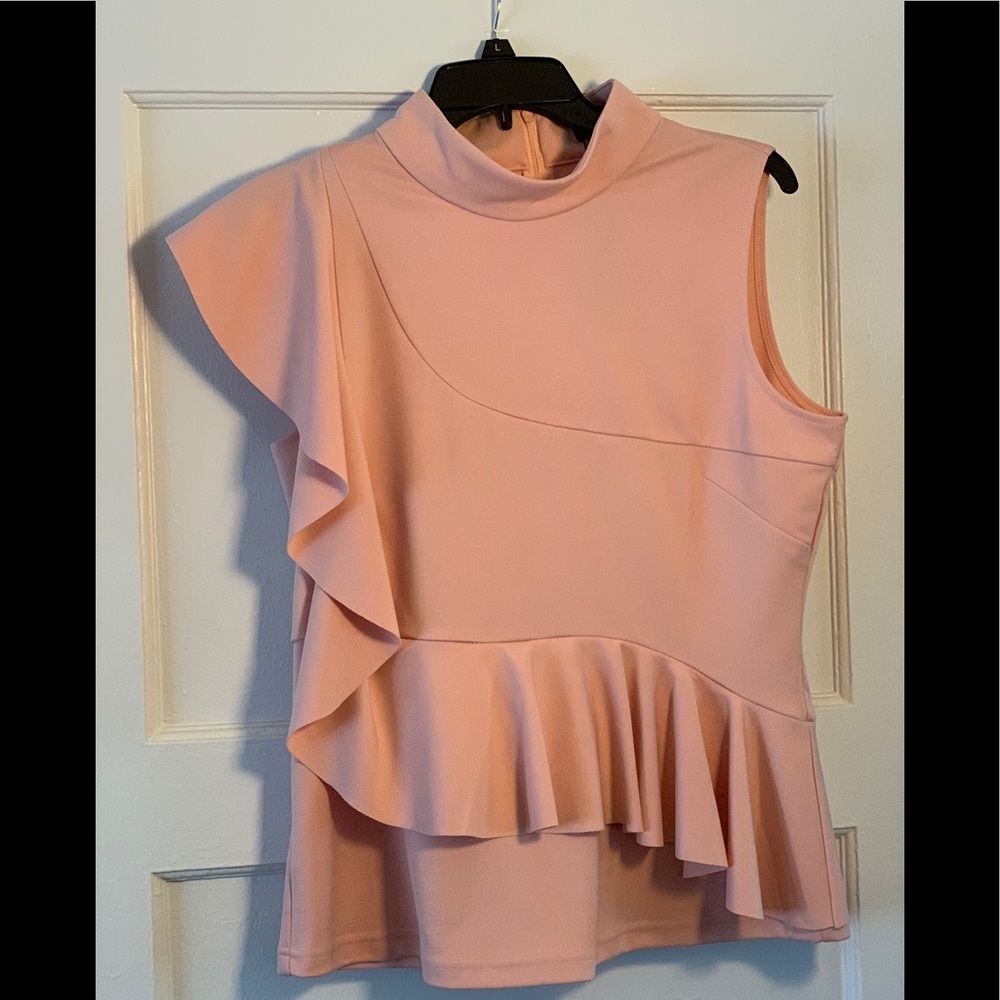 Sleeveless blouse